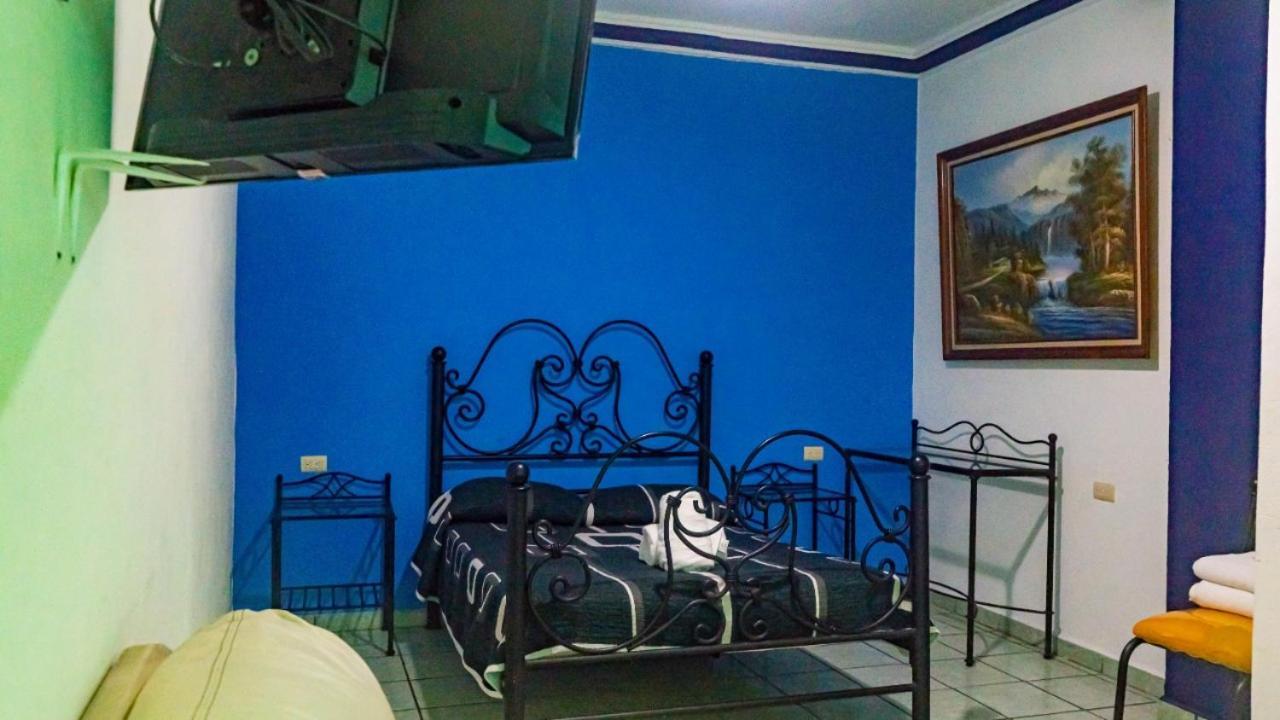 ホテル Oyo Casa Mission プエルトバラータ エクステリア 写真